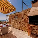 Chalet Santa Susana